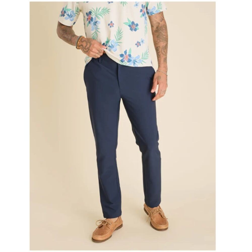 Chubbies Men's The Navy Babys Everywear Performance Pants Size M